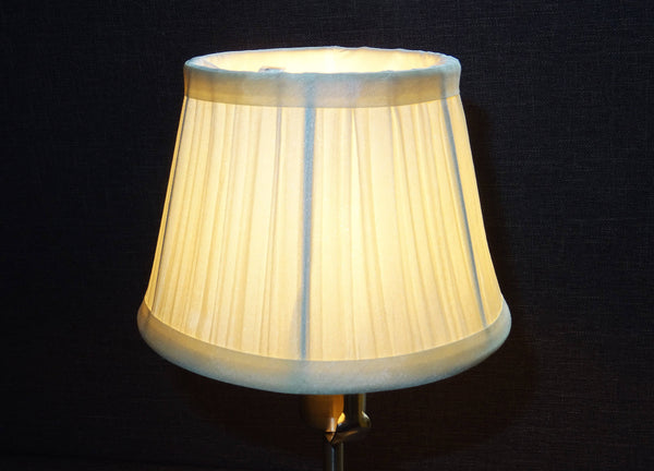 Cream Clip On Bulb Candle Lampshade 6 Inch Chandelier Shade Mushroom Pleat 8